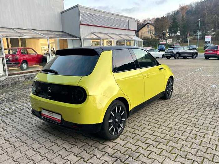 Honda e Advance-Paket