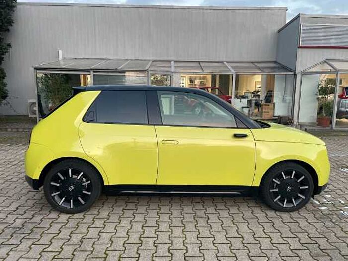 Honda e Advance-Paket